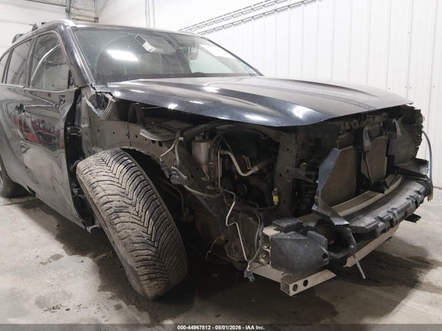 Toyota Highlander Xle 2021 5TDHZRBHXMS102473 Image 6