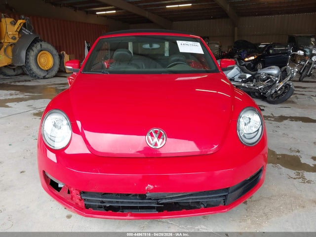 44967816 :رقم المزاد ، 3VW5P7AT3EM808217 vin ، 2014 Volkswagen Beetle 2.5l مزاد بيع