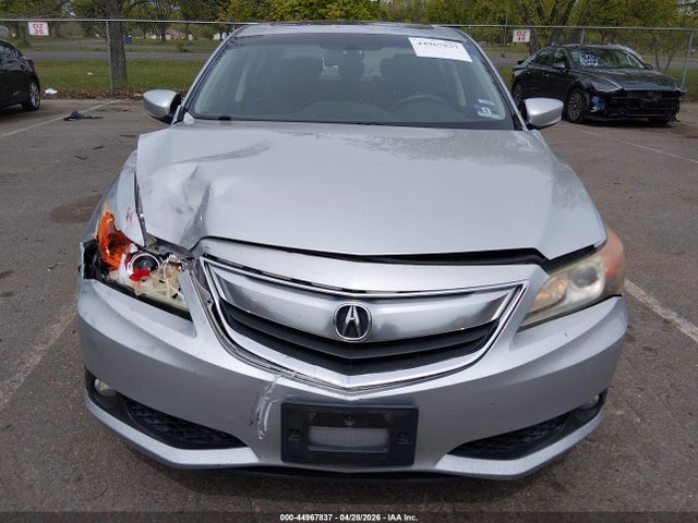 2013 Acura Ilx 2.0l მანქანა იყიდება აუქციონზე, vin: 19VDE1F59DE005571, აუქციონის ნომერი: 44967837