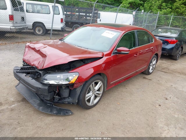 44967843 :رقم المزاد ، 1VWCV7A33FC031294 vin ، 2015 Volkswagen Passat 2.0l Tdi Sel Premium مزاد بيع