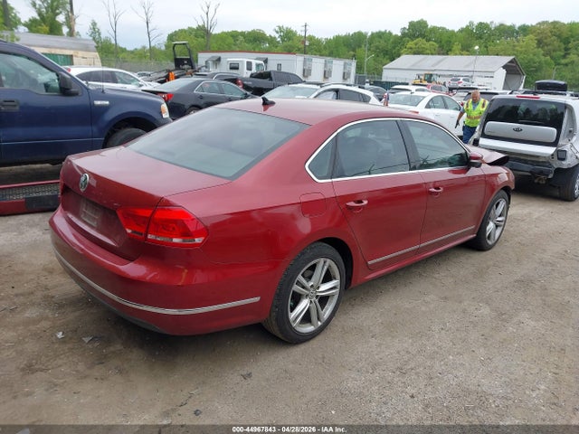 44967843 :رقم المزاد ، 1VWCV7A33FC031294 vin ، 2015 Volkswagen Passat 2.0l Tdi Sel Premium مزاد بيع