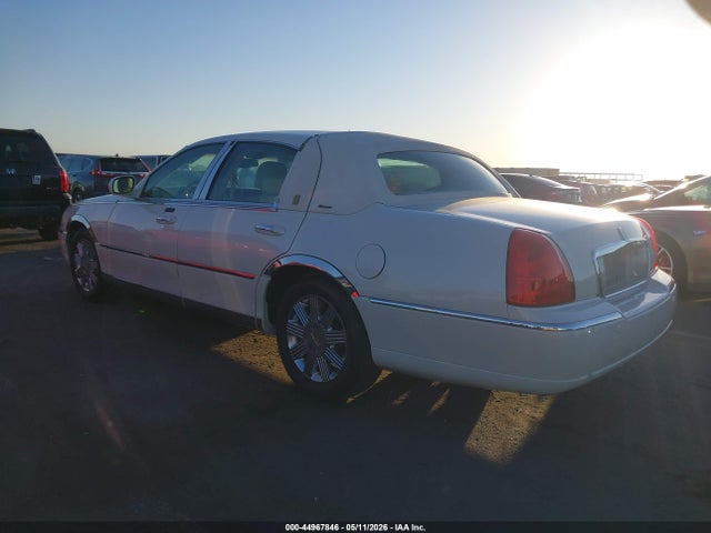 Aukcja sprzedaży 2004 Lincoln Town Car Ultimate, vin: 1LNHM83W94Y631113, numer aukcji: 44967846