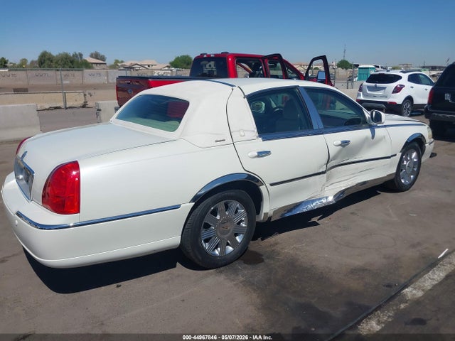 Aukcja sprzedaży 2004 Lincoln Town Car Ultimate, vin: 1LNHM83W94Y631113, numer aukcji: 44967846