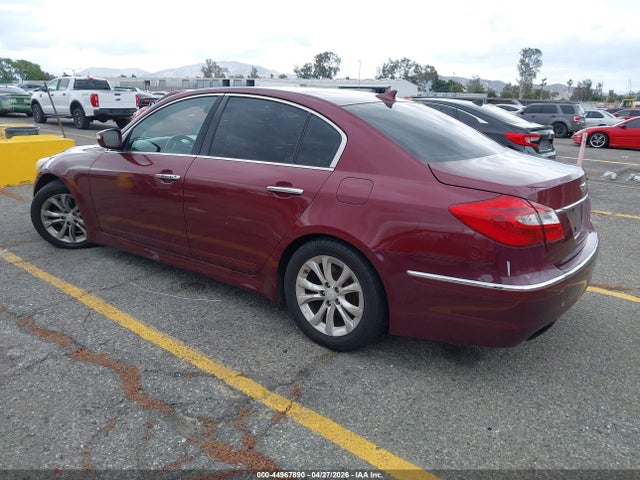 2013 Hyundai Genesis 3.8 მანქანა იყიდება აუქციონზე, vin: KMHGC4DD7DU233166, აუქციონის ნომერი: 44967890