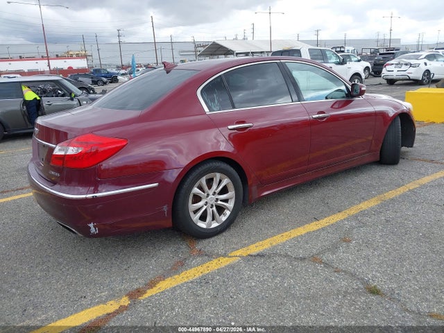 2013 Hyundai Genesis 3.8 მანქანა იყიდება აუქციონზე, vin: KMHGC4DD7DU233166, აუქციონის ნომერი: 44967890
