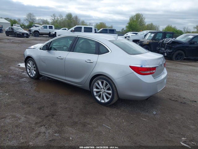 1G4PP5SK3E4125365 Buick Verano