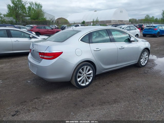 1G4PP5SK3E4125365 Buick Verano