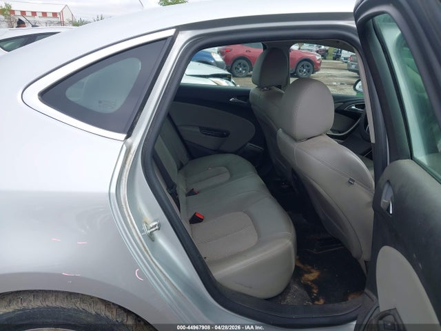 1G4PP5SK3E4125365 Buick Verano