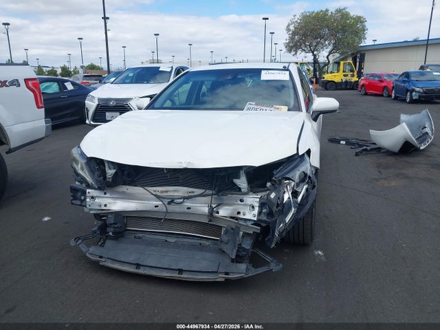 JTNB11HK6J3059695 Toyota CAMRY LE