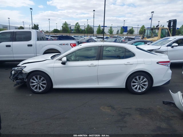 JTNB11HK6J3059695 Toyota CAMRY LE