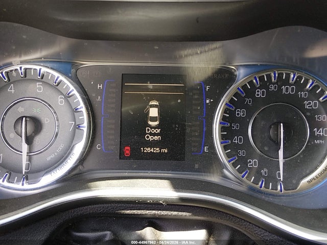 44967962 :رقم المزاد ، 1C3CCCAB3FN624669 vin ، 2015 Chrysler 200 Limited مزاد بيع