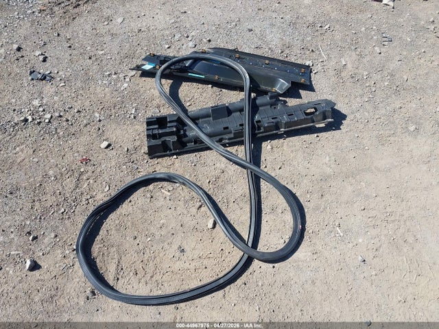 2026 Chevrolet Suburban Z71, 4wd მანქანა იყიდება აუქციონზე, vin: 1GNS6DKD3TR114628, აუქციონის ნომერი: 44967975