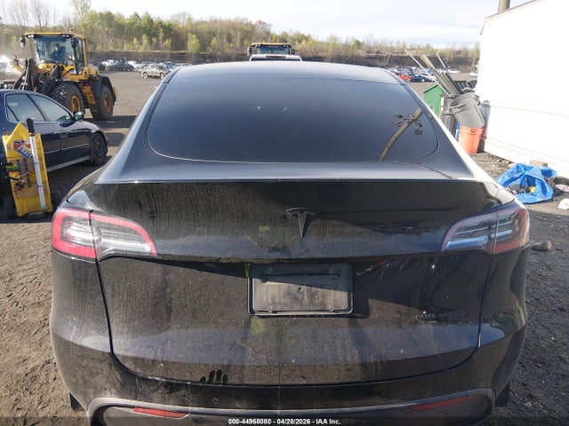 2021 Tesla Model Y Long Range Dual Motor All-wheel Drive მანქანა იყიდება აუქციონზე, vin: 5YJYGAEE3MF184916, აუქციონის ნომერი: 44968080