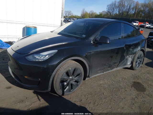 2021 Tesla Model Y Long Range Dual Motor All-wheel Drive მანქანა იყიდება აუქციონზე, vin: 5YJYGAEE3MF184916, აუქციონის ნომერი: 44968080