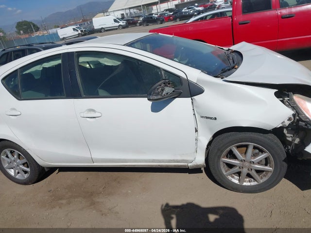 Toyota Prius C Four/one/three/two 2014 JTDKDTB32E1558858 Image 13