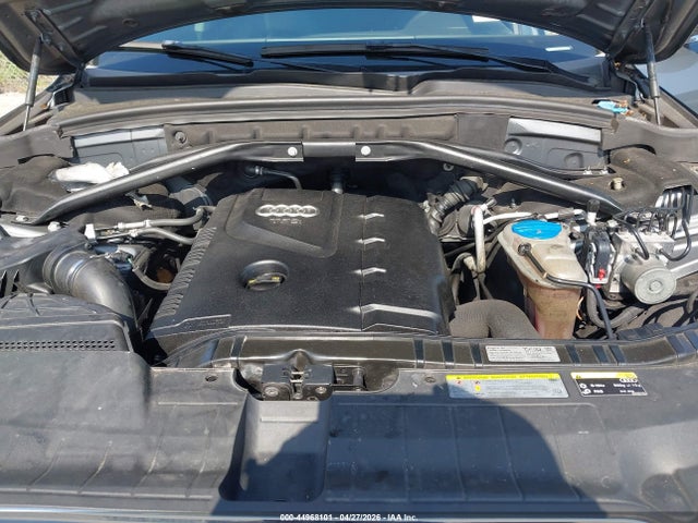 44968101 :رقم المزاد ، WA1CFAFP3FA005471 vin ، 2015 Audi Q5 2.0t Premium مزاد بيع