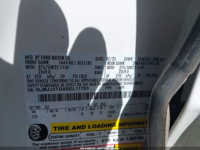 5LMJJ3TG8SEL11783 Lincoln Navigator Black Label L