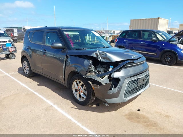 Продажа на аукционе авто 2021 Kia Soul S, vin: KNDJ23AU2M7755567, номер лота: 44968144