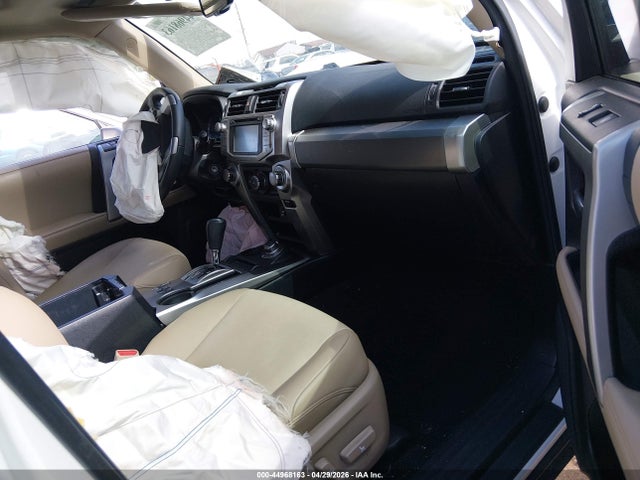 2019 Toyota 4runner Sr5 Premium მანქანა იყიდება აუქციონზე, vin: JTEBU5JR8K5707114, აუქციონის ნომერი: 44968163