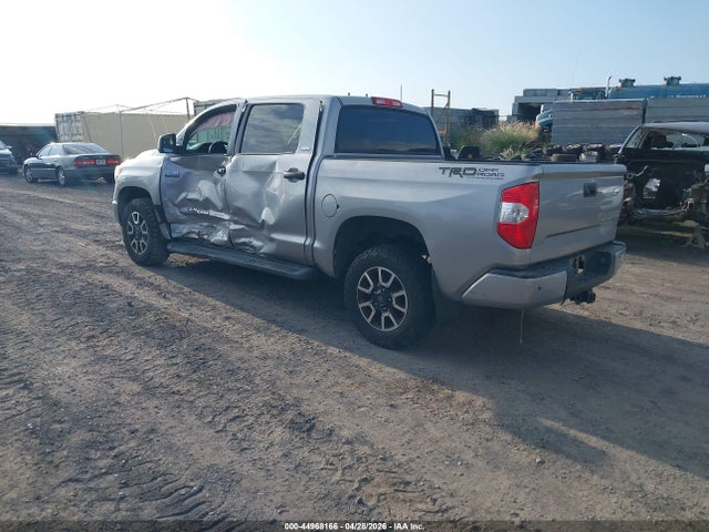 5TFDY5F17GX550692 Toyota Tundra Sr5 5.7l V8