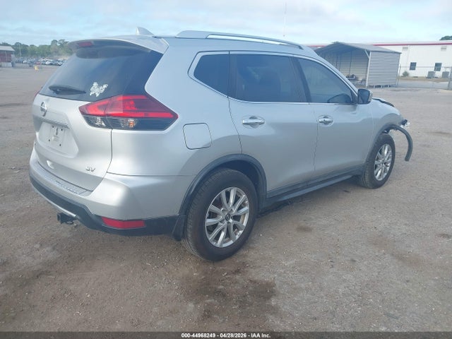 2017 Nissan Rogue Sv მანქანა იყიდება აუქციონზე, vin: KNMAT2MT7HP611576, აუქციონის ნომერი: 44968249