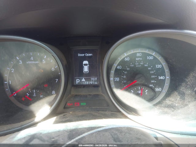 5XYZTDLB9FG299509 Hyundai Santa Fe Sport 2.4l