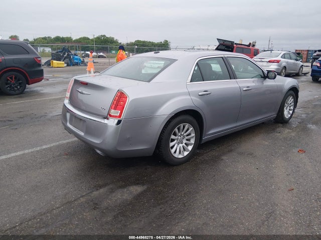 44968275 :رقم المزاد ، 2C3CCAAG2EH352493 vin ، 2014 Chrysler 300 مزاد بيع