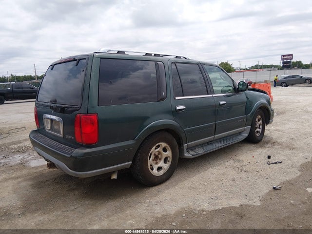 Продаж на аукціоні авто 2000 Lincoln Navigator, vin: 5LMEU27A1YLJ17710, номер лоту: 44968315