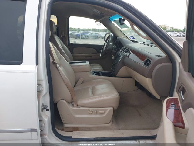 44968318 :رقم المزاد ، 1GKEC33329R220905 vin ، 2009 Gmc Yukon Slt2 مزاد بيع
