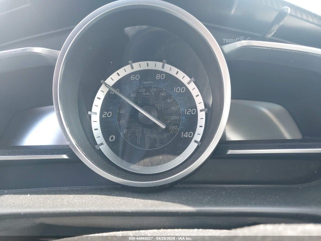 3MYDLBYV7JY327475 Toyota YARIS IA