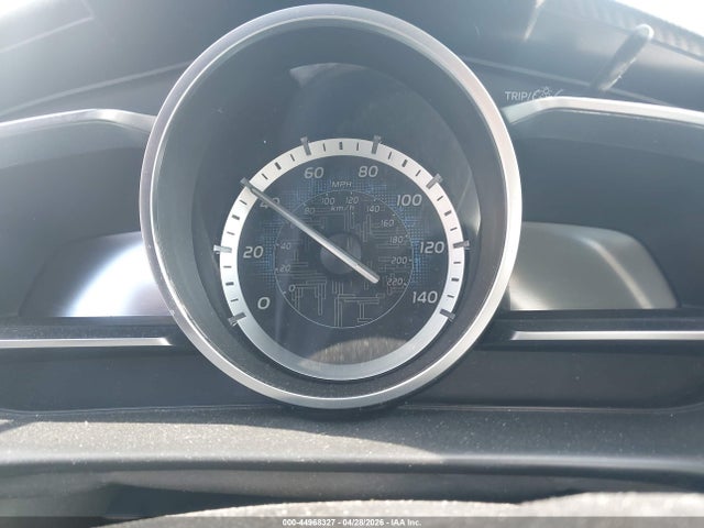 3MYDLBYV7JY327475 Toyota YARIS IA