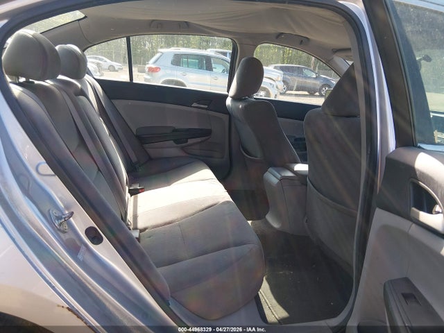 44968329 :رقم المزاد ، 1HGCP2F38BA108502 vin ، 2011 Honda Accord 2.4 Lx مزاد بيع