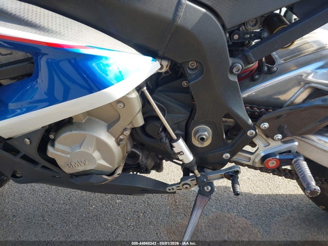 44968342 :رقم المزاد ، WB10D6009JZ711231 vin ، 2018 Bmw S 1000 Rr مزاد بيع