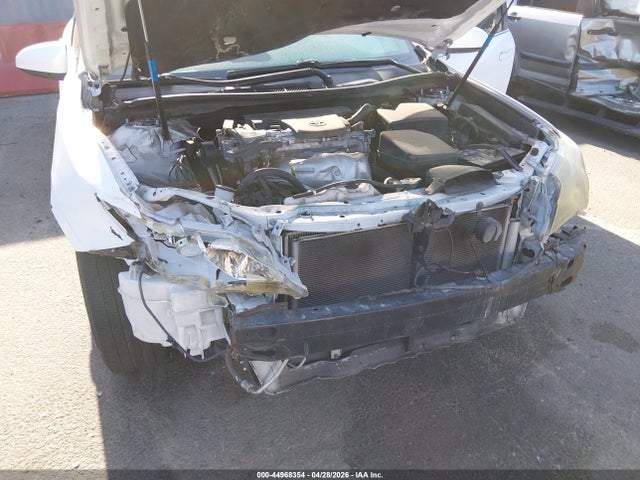 4T1BF1FKXEU463720 Toyota CAMRY SE