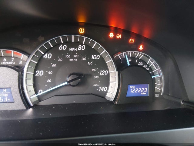 4T1BF1FKXEU463720 Toyota CAMRY SE