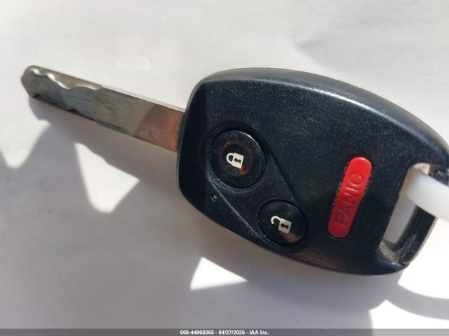 Продажа на аукционе авто 2013 Honda Fit, vin: JHMGE8H31DC015428, номер лота: 44968365