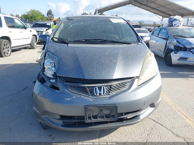 Продажа на аукционе авто 2013 Honda Fit, vin: JHMGE8H31DC015428, номер лота: 44968365