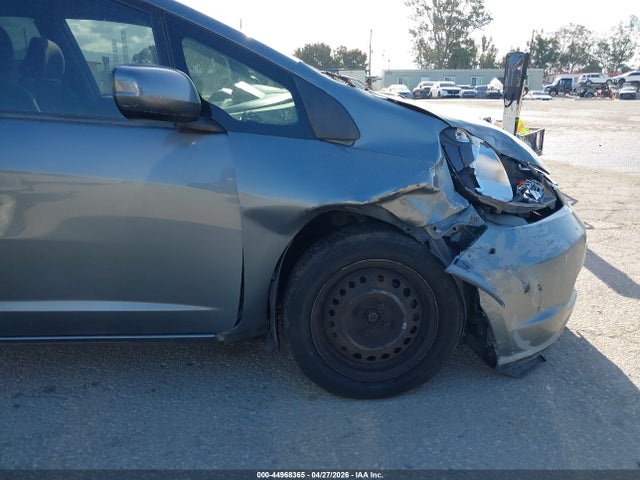 Продажа на аукционе авто 2013 Honda Fit, vin: JHMGE8H31DC015428, номер лота: 44968365