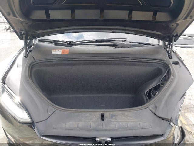 2018 Tesla Model X 100d/75d/p100d მანქანა იყიდება აუქციონზე, vin: 5YJXCBE21JF142808, აუქციონის ნომერი: 44968374