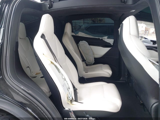 2018 Tesla Model X 100d/75d/p100d მანქანა იყიდება აუქციონზე, vin: 5YJXCBE21JF142808, აუქციონის ნომერი: 44968374