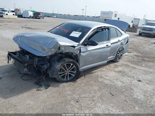 Продажа на аукционе авто 2022 Volkswagen Jetta 1.5t Sport, vin: 3VWBM7BU0NM015380, номер лота: 44968409