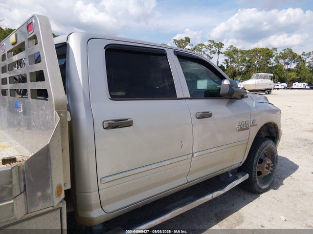 44968427 :رقم المزاد ، 3C7WRTCL1DG531784 vin ، 2013 Ram 3500 Chassis Tradesman/slt/laramie مزاد بيع