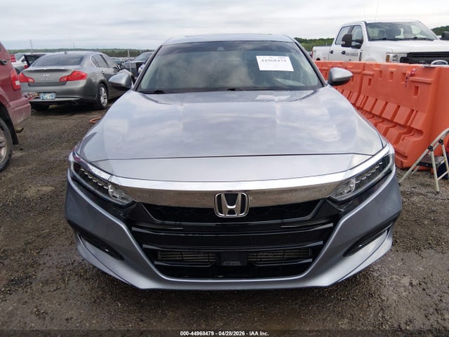 44968479 :رقم المزاد ، 1HGCV1F57JA245849 vin ، 2018 Honda Accord Ex-l مزاد بيع
