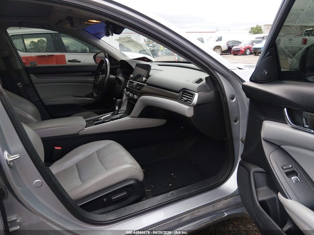 44968479 :رقم المزاد ، 1HGCV1F57JA245849 vin ، 2018 Honda Accord Ex-l مزاد بيع