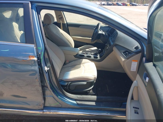 Hyundai Sonata Hybrid Se 2016 KMHE24L18GA016362 Image 5