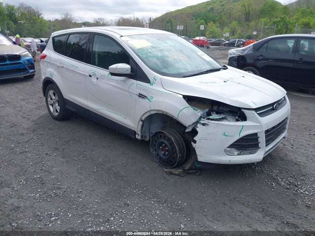44968594 :رقم المزاد ، 1FMCU9G98FUC75025 vin ، 2015 Ford Escape Se مزاد بيع