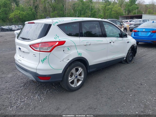 44968594 :رقم المزاد ، 1FMCU9G98FUC75025 vin ، 2015 Ford Escape Se مزاد بيع