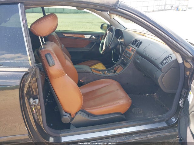 Продаж на аукціоні авто 2002 Mercedes-benz Clk 320, vin: WDBLK65G82T105367, номер лоту: 44968602