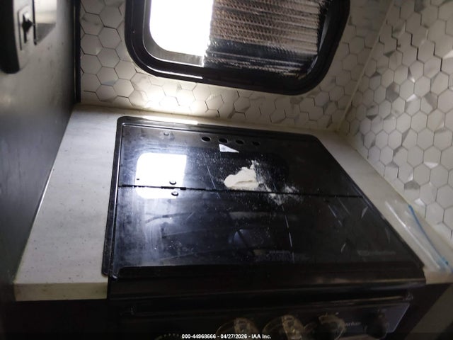Aukcja sprzedaży 2018 Keystone Rv Other, vin: 4YDF42433JF810538, numer aukcji: 44968666