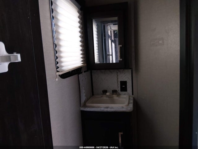 Aukcja sprzedaży 2018 Keystone Rv Other, vin: 4YDF42433JF810538, numer aukcji: 44968666